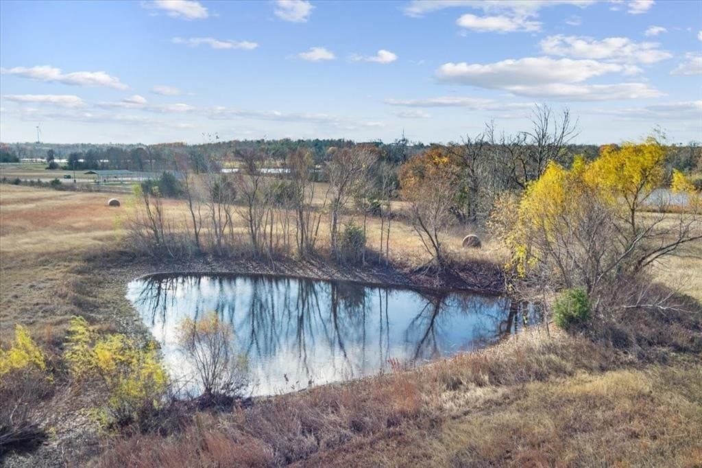 19.99 acres in Hill County - photo 3