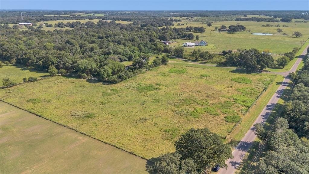 5 acres in Robertson County - photo 3