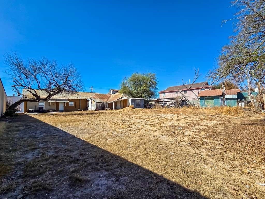 11,196 acres in Maverick County - photo 34