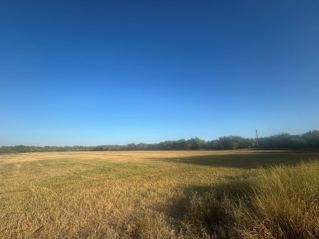 5 acres in Maverick County - photo 2