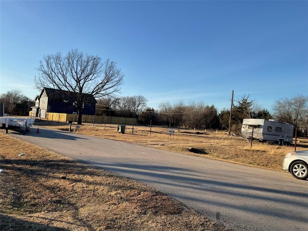 0.24 acres in Tarrant County - photo 4