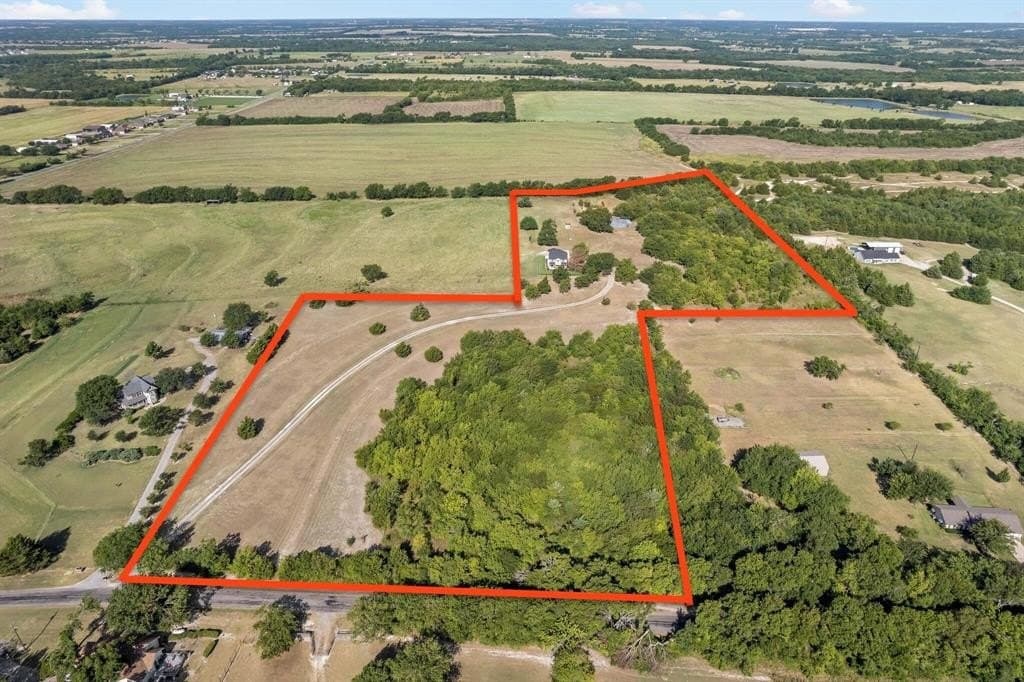 17.56 acres in Grayson County - photo 2