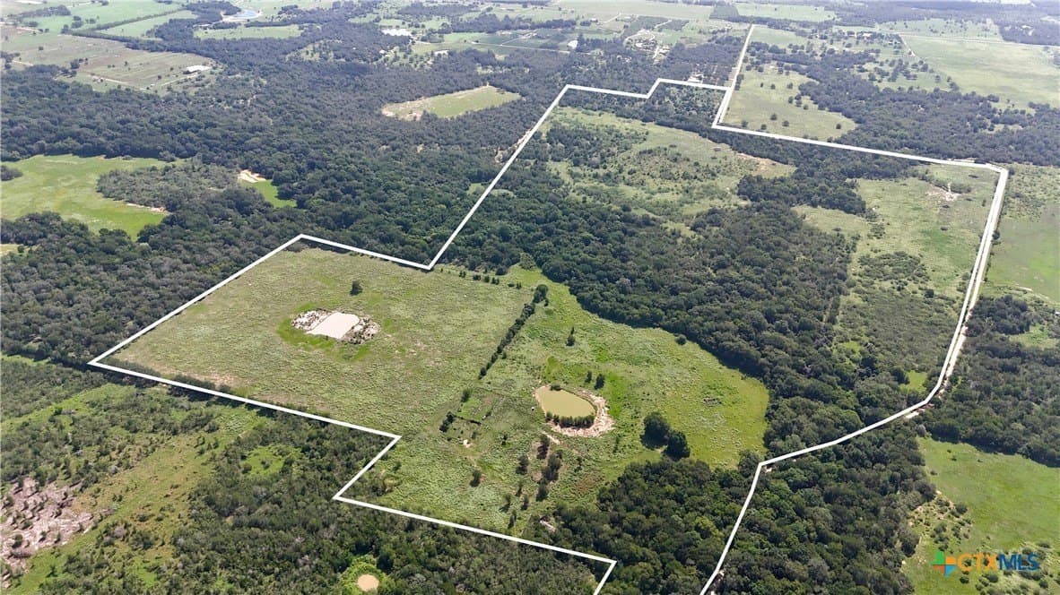 201.02 acres in Fayette County - photo 2