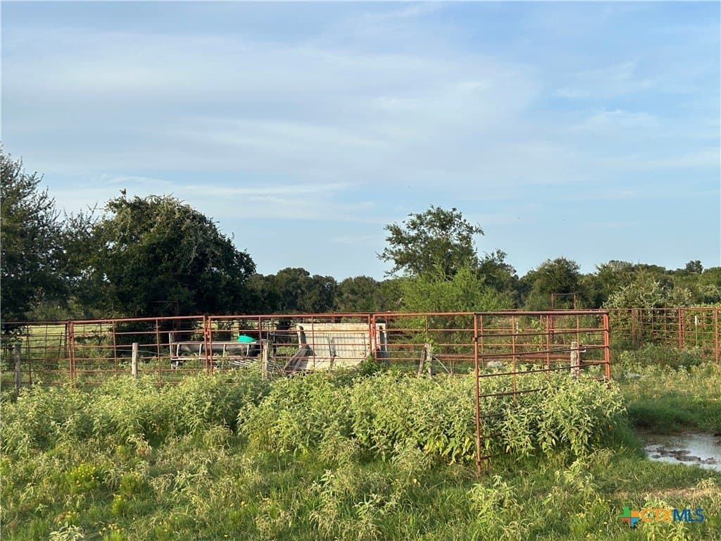 201.02 acres in Fayette County - photo 9