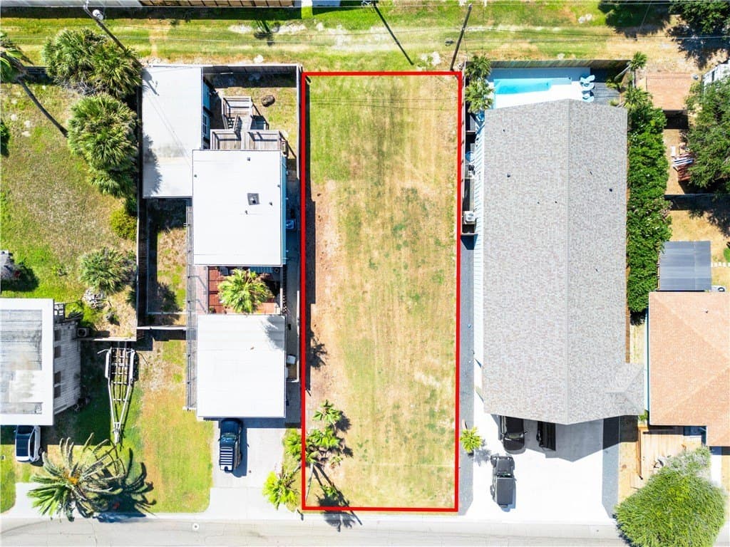 0.14 acres in Nueces County - photo 2