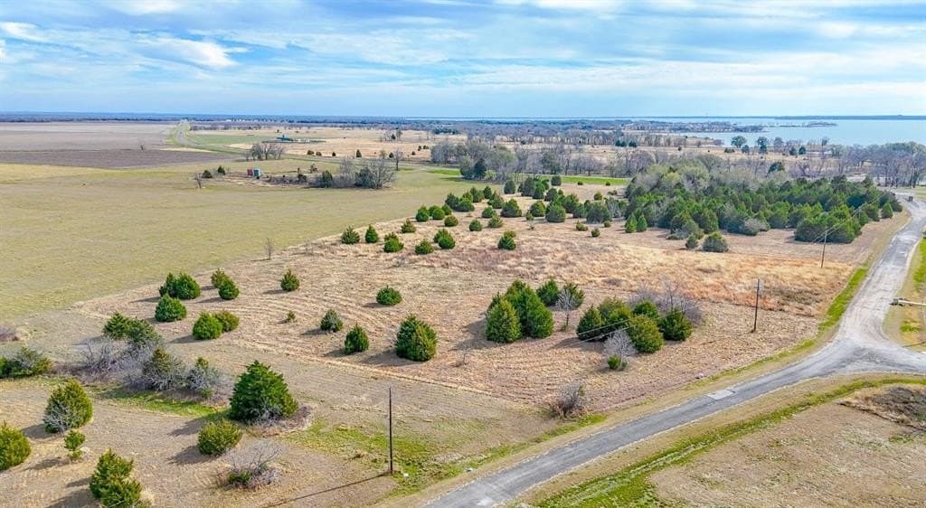 2.01 acres in Navarro County - photo 3