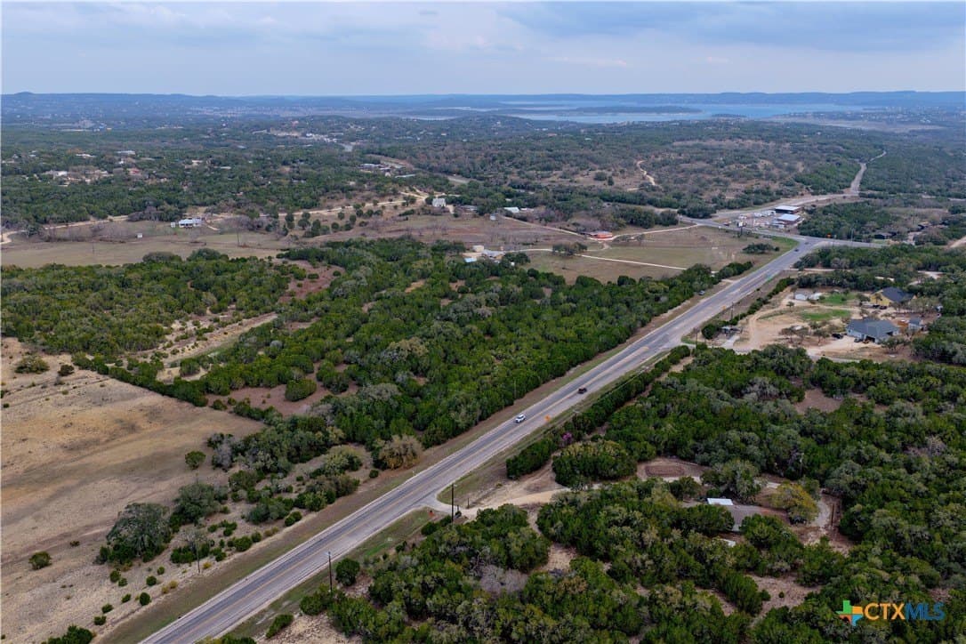 23.87 acres in Comal County - photo 3