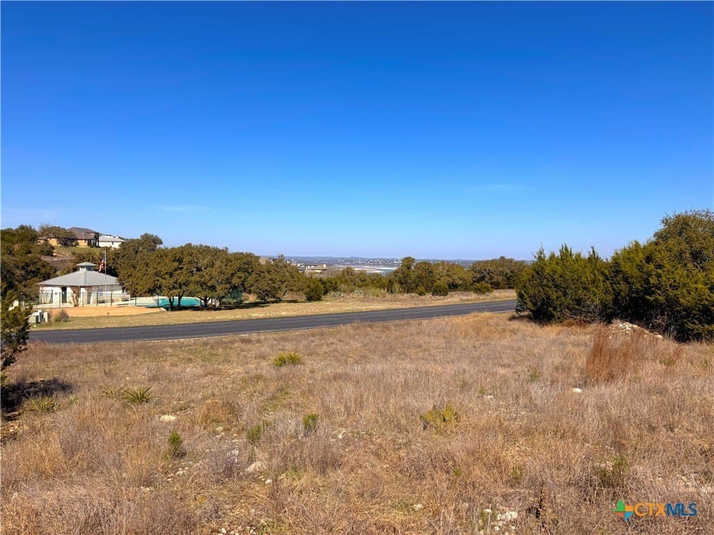 0.94 acres in Comal County - photo 13