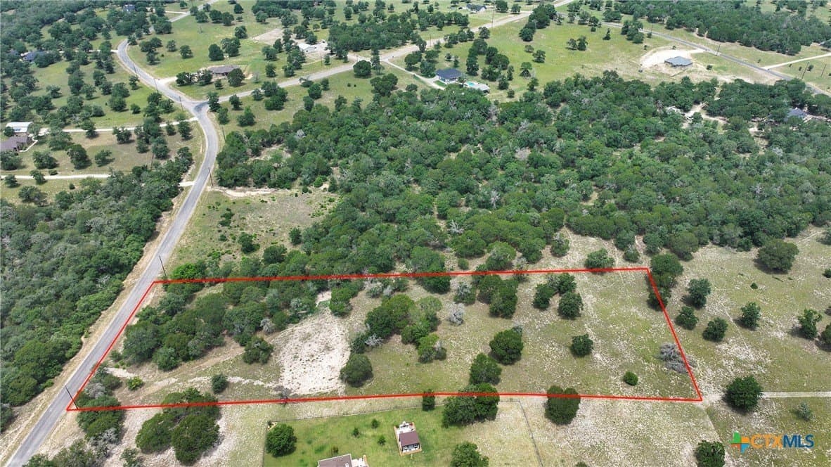 5 acres in Gonzales County - photo 10