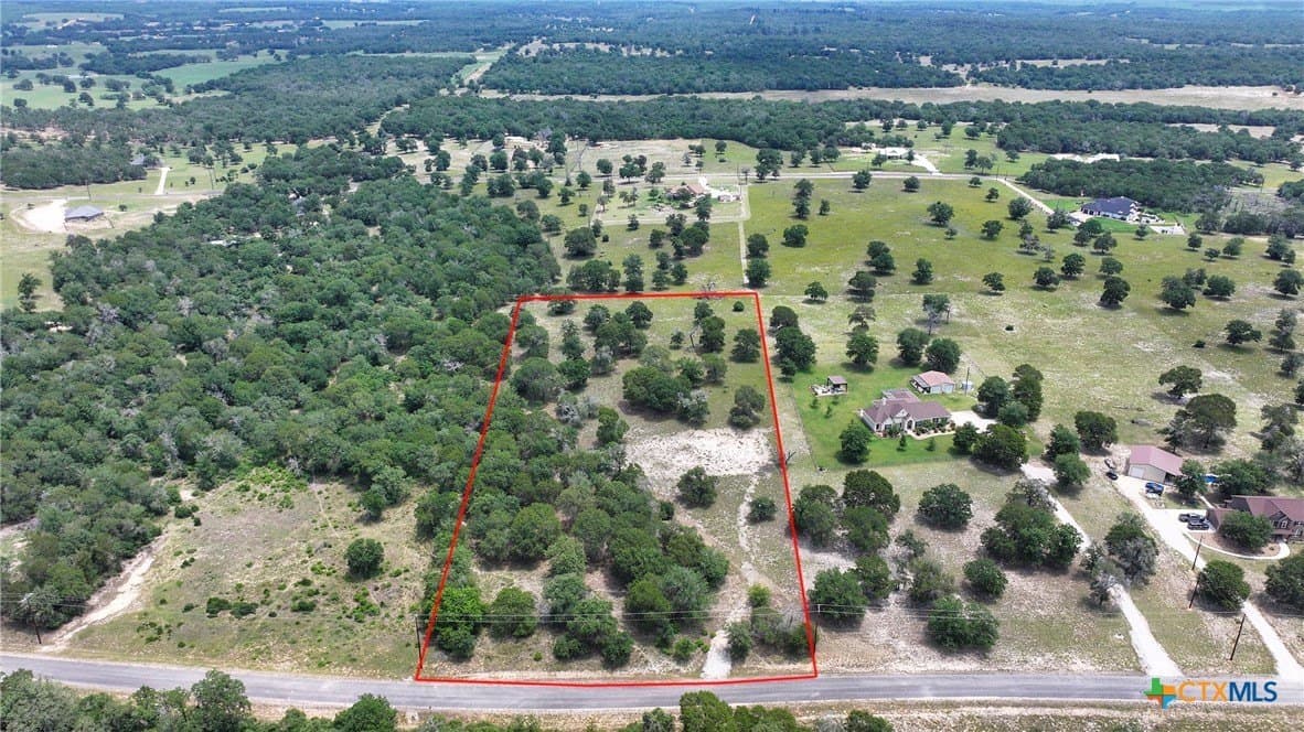 5 acres in Gonzales County - photo 8