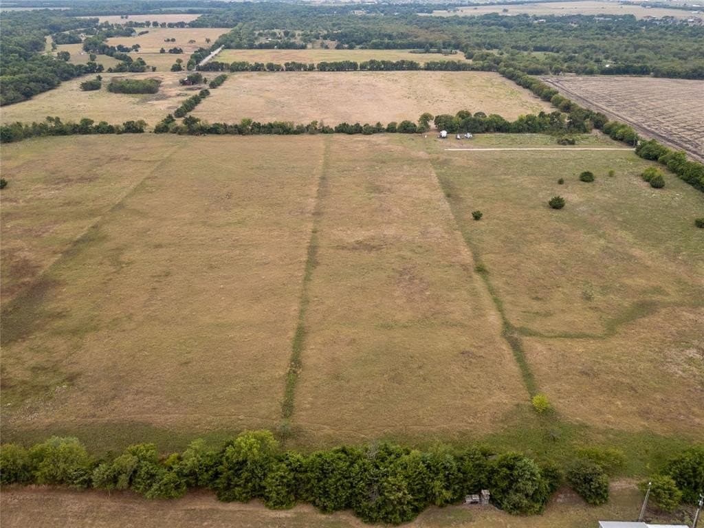 19.11 acres in Hunt County - photo 8