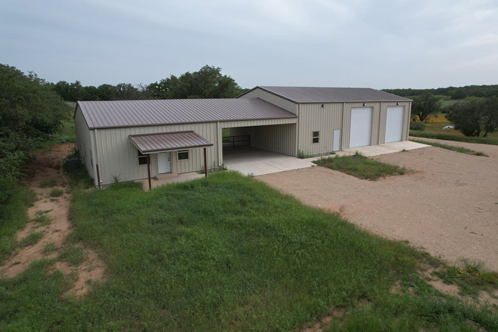 165 acres in Stephens County - photo 10