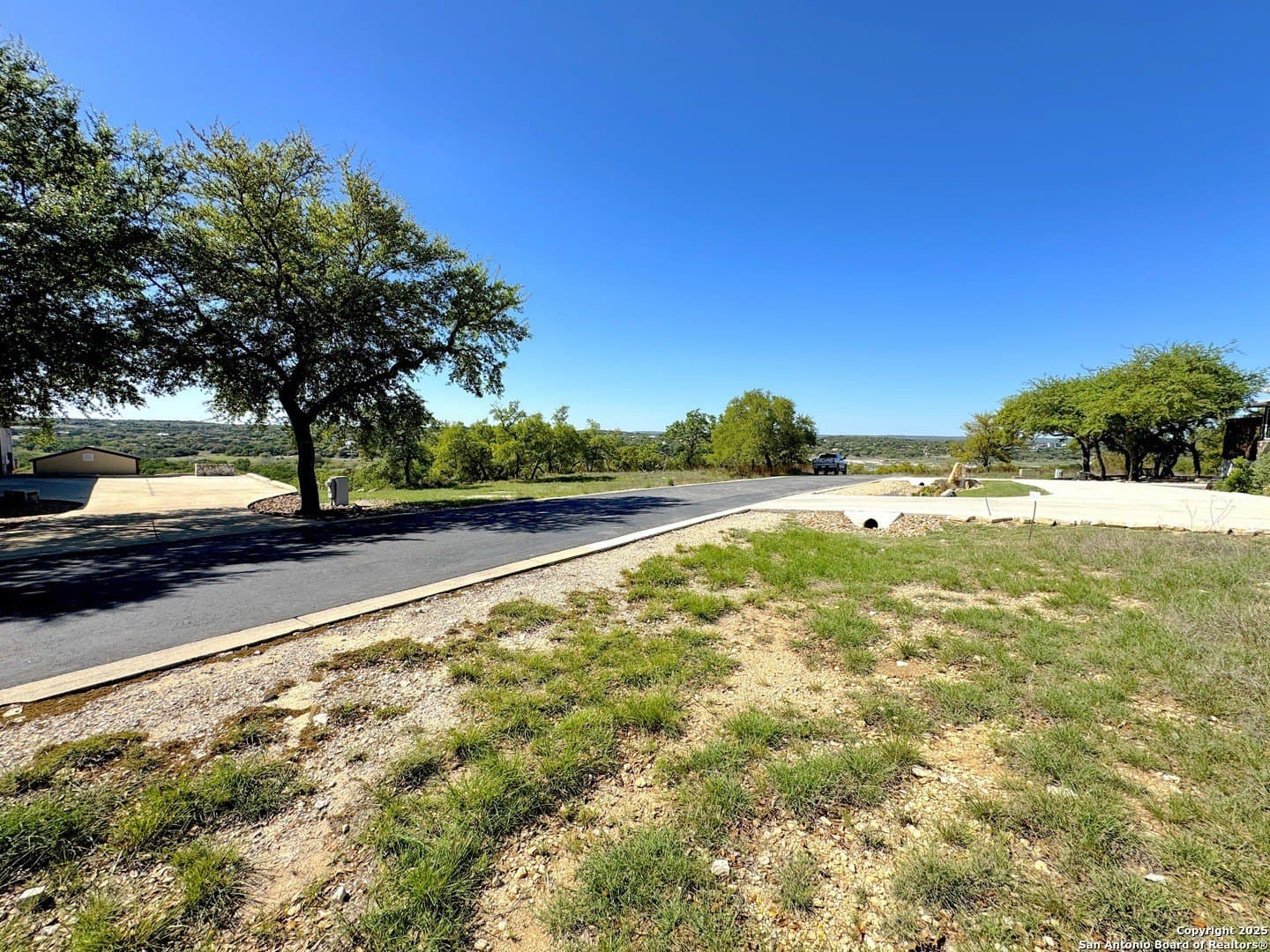 0.53 acres in Comal County - photo 4