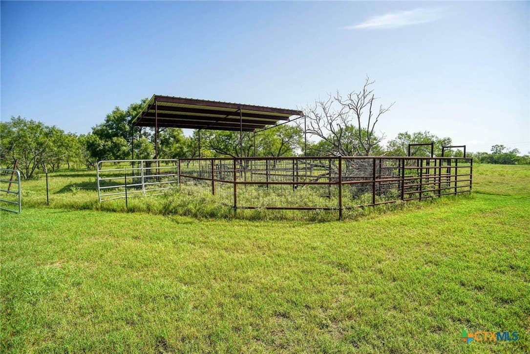 25.7 acres in Lavaca County - photo 35