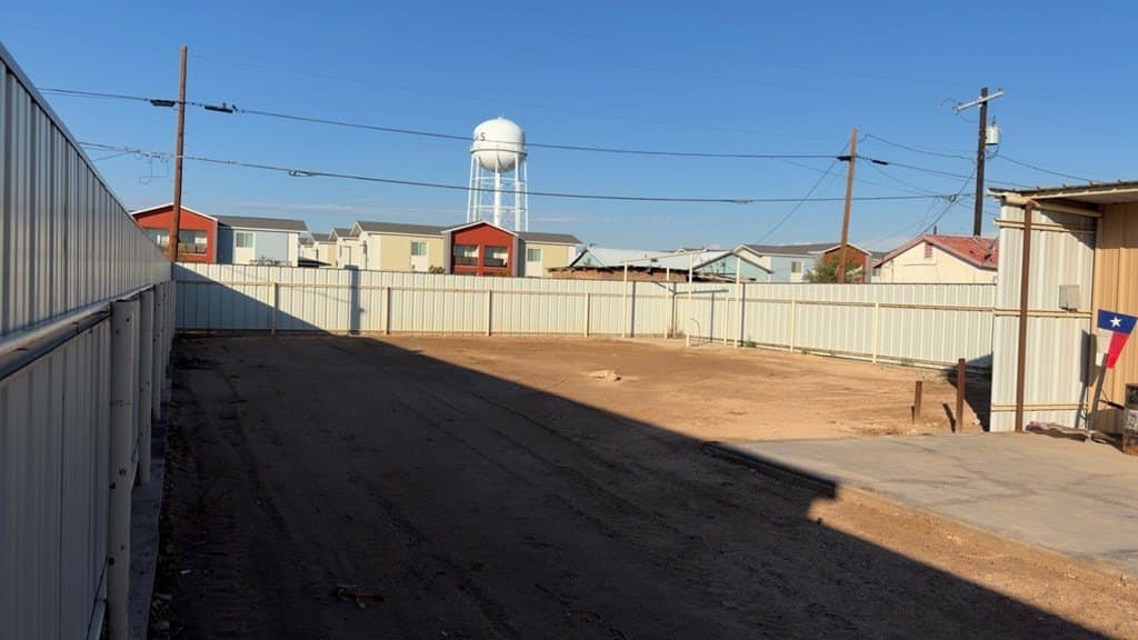 0.13 acres in Reeves County - photo 4