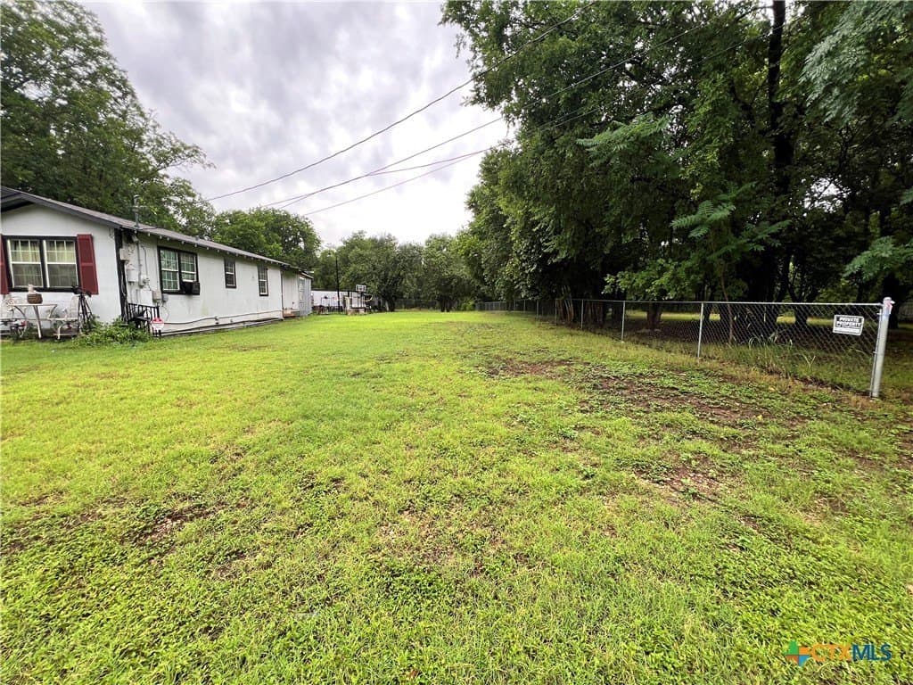 812 Gravel Street lot: E