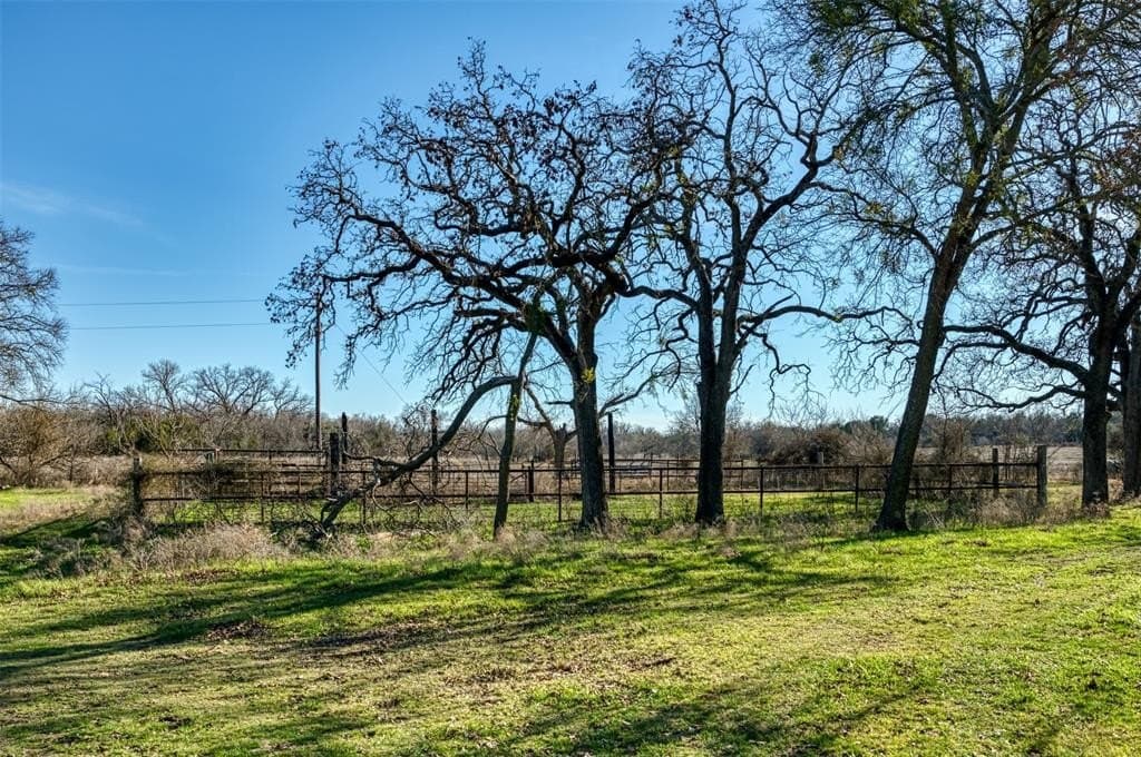 106.28 acres in Erath County - photo 35