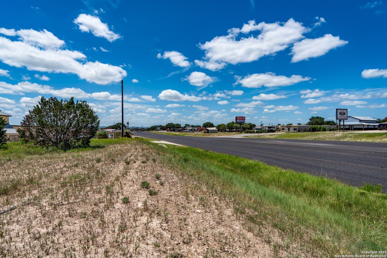 10.25 acres in Bandera County - photo 3