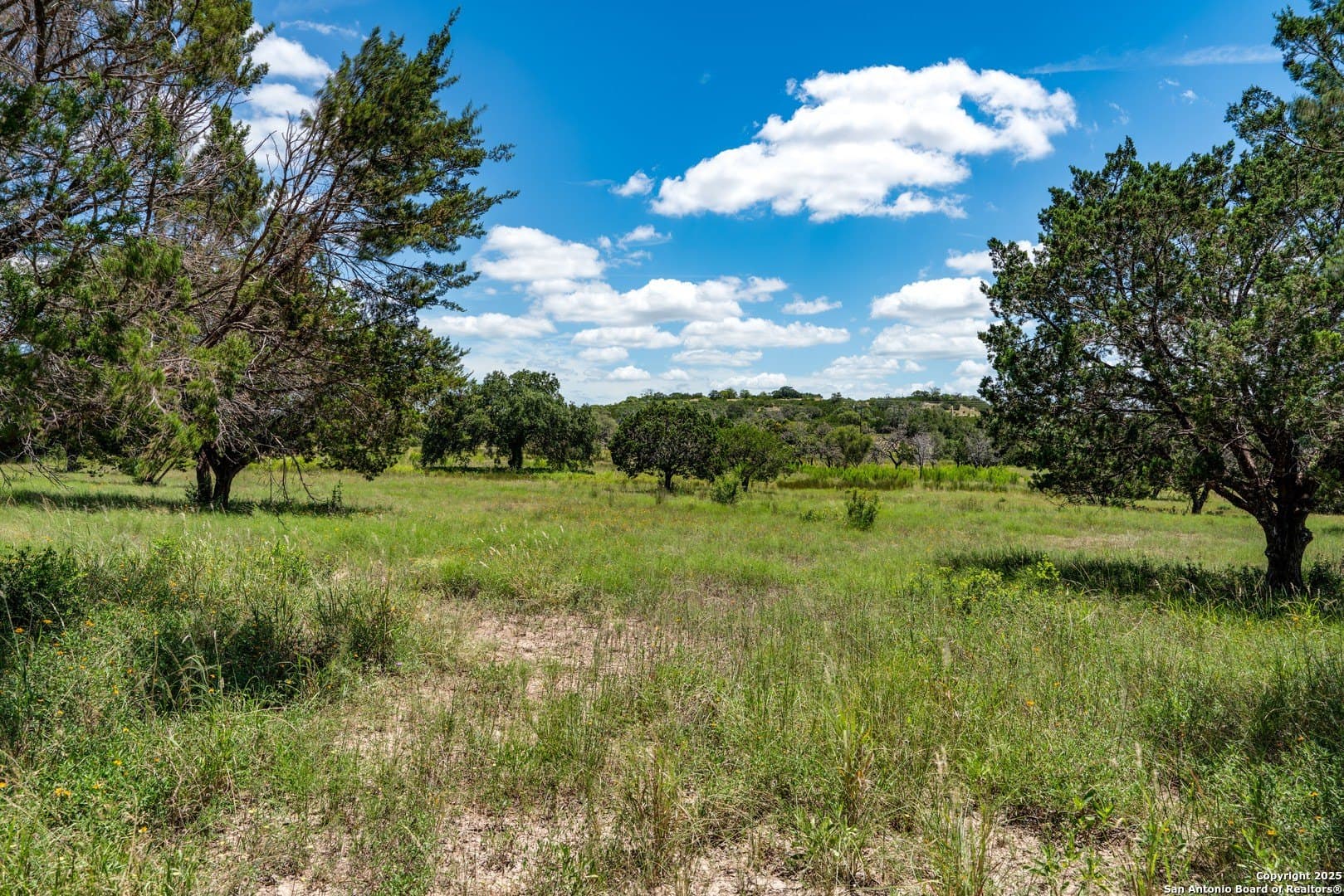 10.25 acres in Bandera County - photo 23