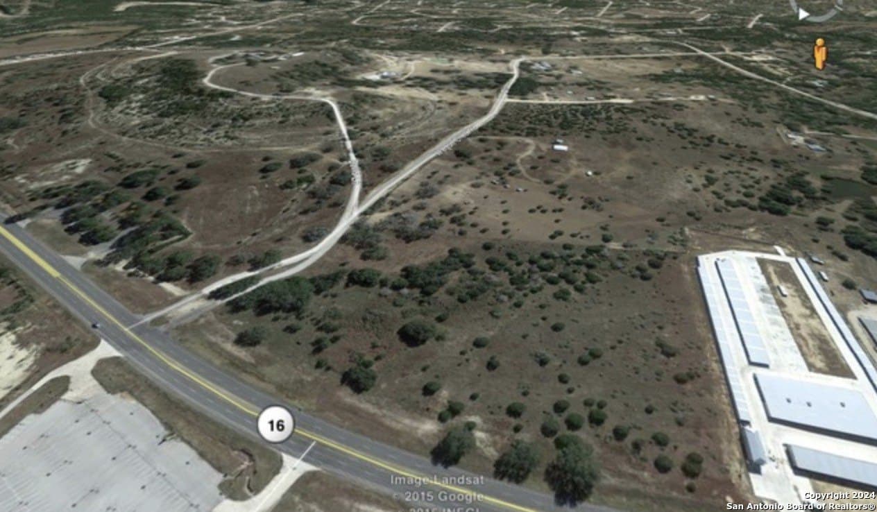 10.25 acres in Bandera County - photo 8