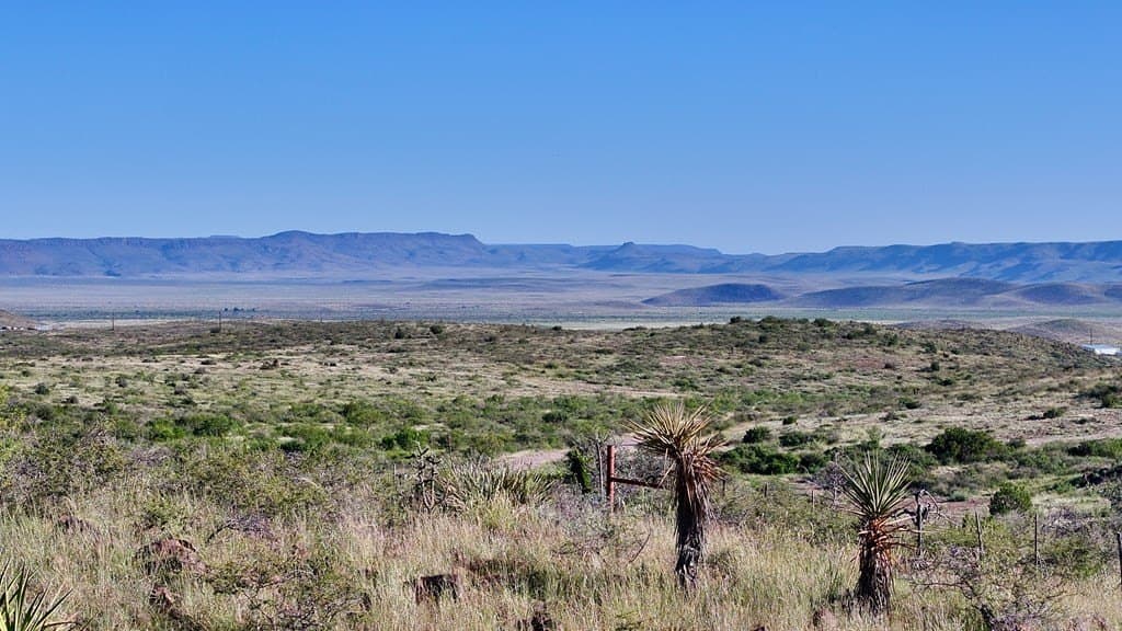 25.86 acres in Brewster County - photo 3