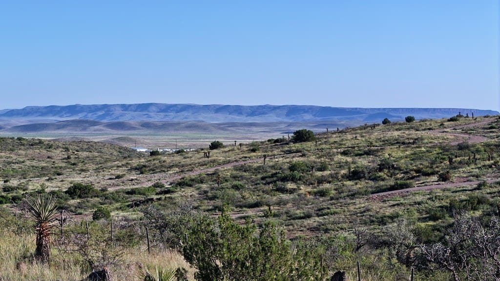 25.86 acres in Brewster County - photo 4