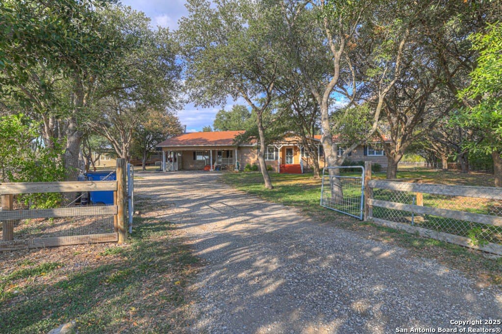 10.06 acres in Comal County - photo 2