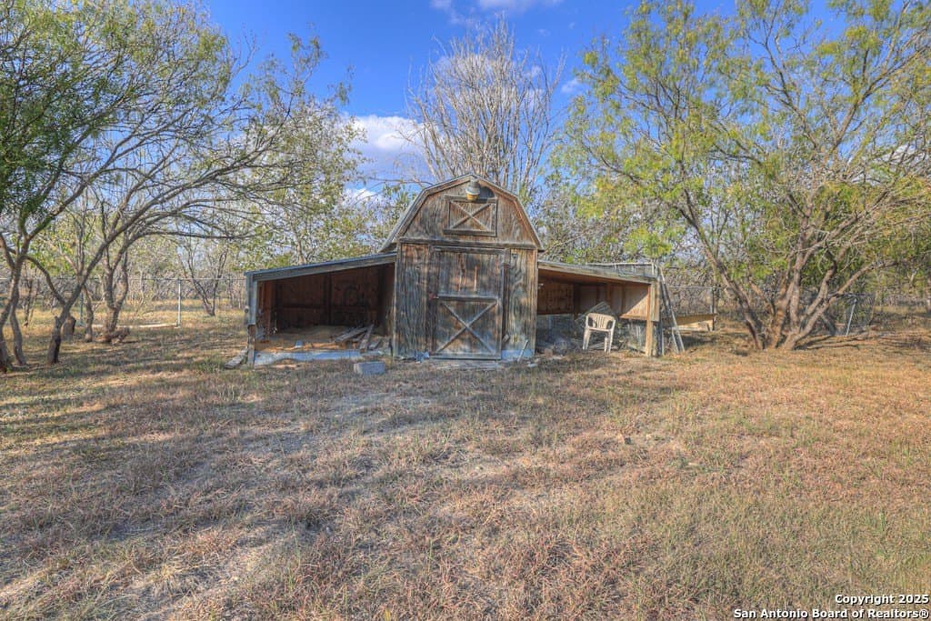 10.06 acres in Comal County - photo 29