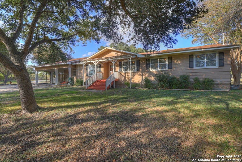 10.06 acres in Comal County - photo 5