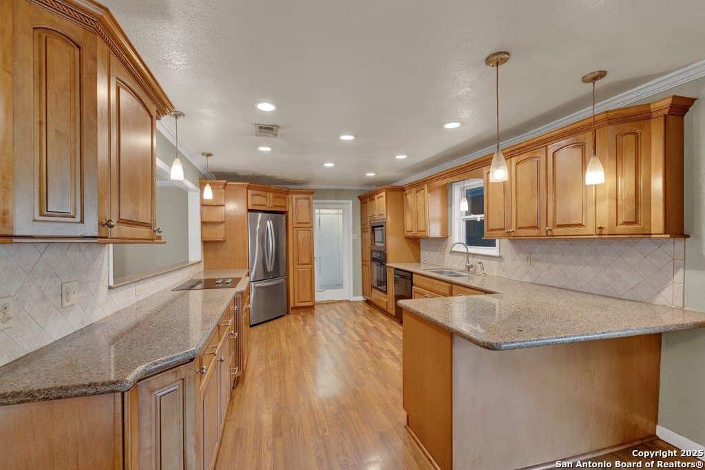 10.06 acres in Comal County - photo 16