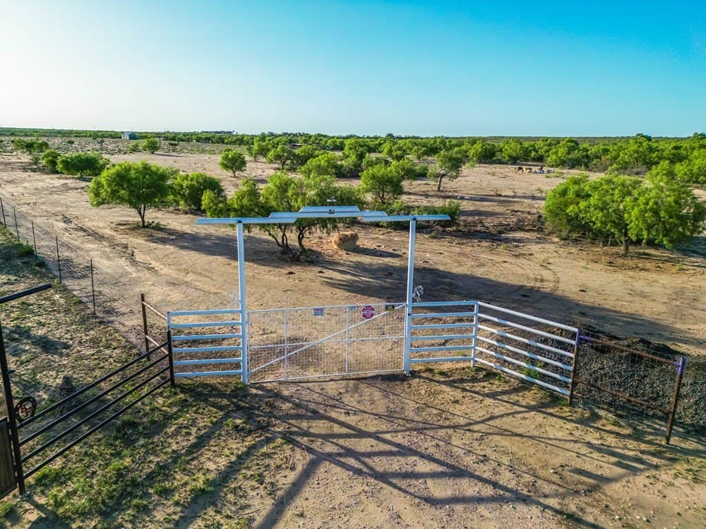 40.42 acres in Maverick County - photo 14