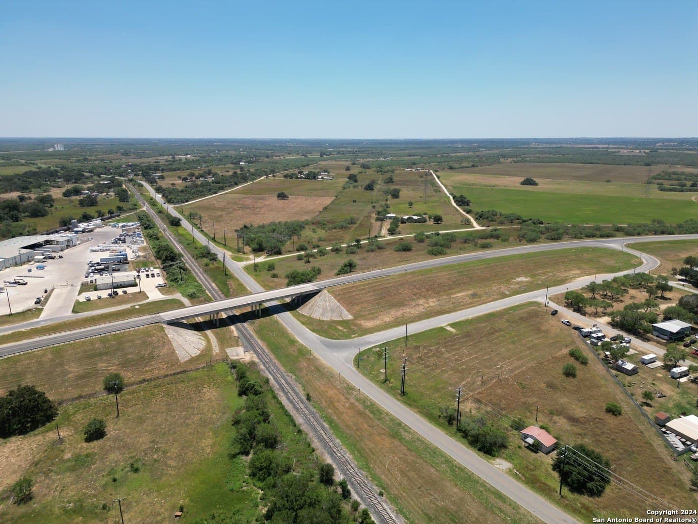 0.96 acres in Bexar County - photo 3
