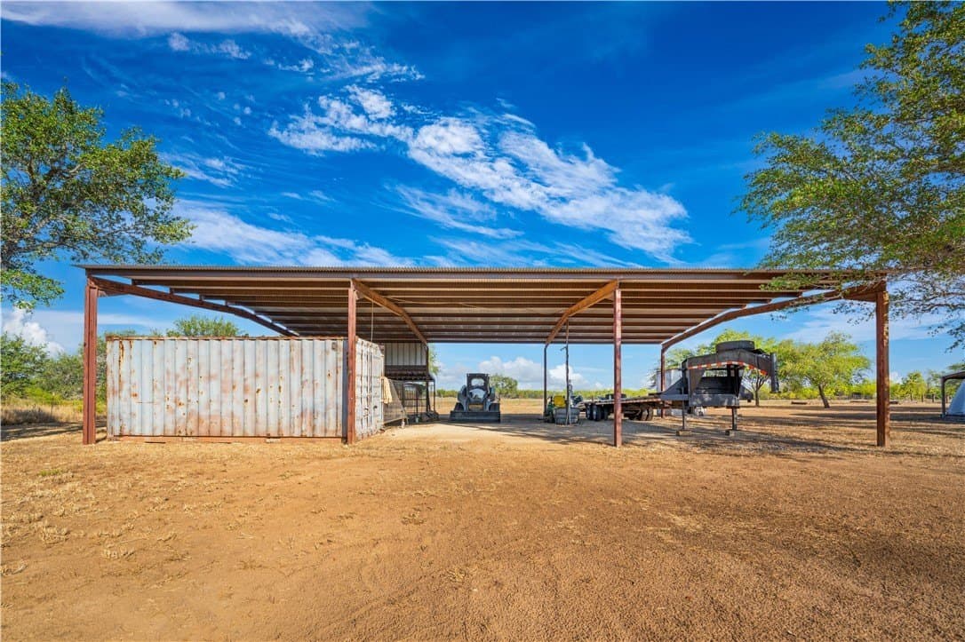 20 acres in Atascosa County - photo 5