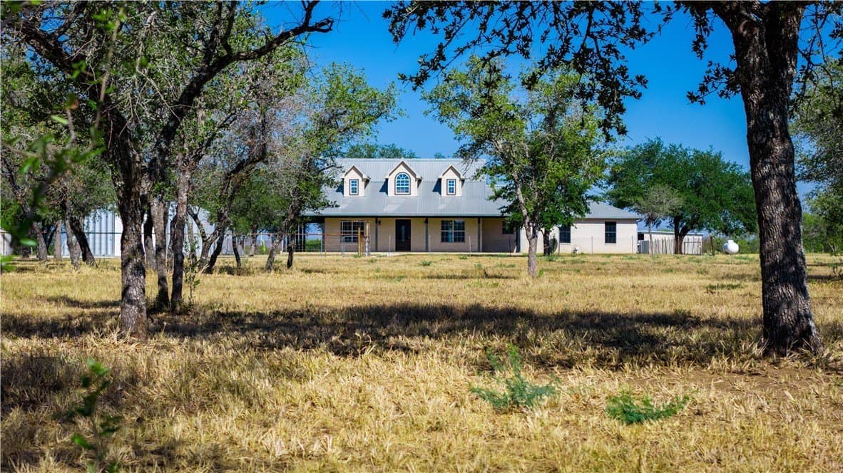 20 acres in Atascosa County - photo 2