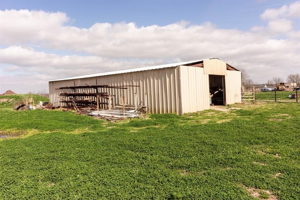 5 acres in Kaufman County - photo 4