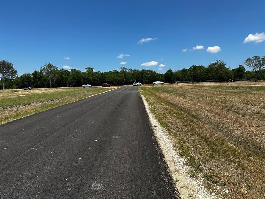 1.01 acres in Navarro County - photo 3