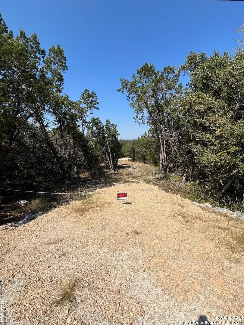 2.18 acres in Comal County - photo 4