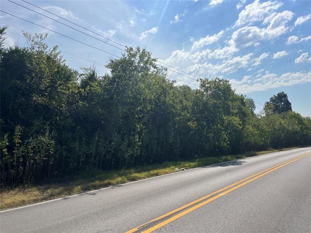 0.42 acres in Dallas County - photo 10
