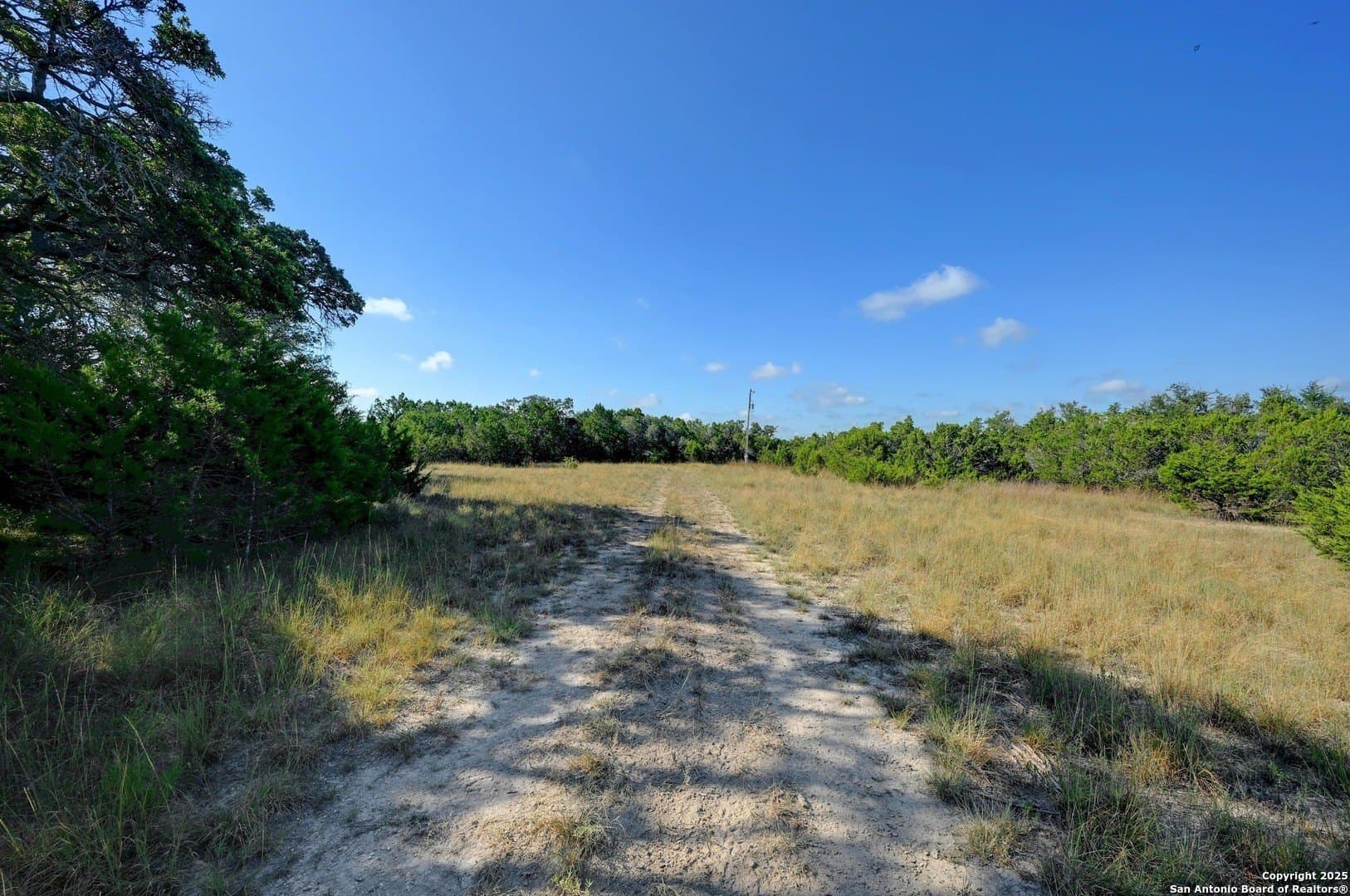 10.39 acres in Comal County - photo 10