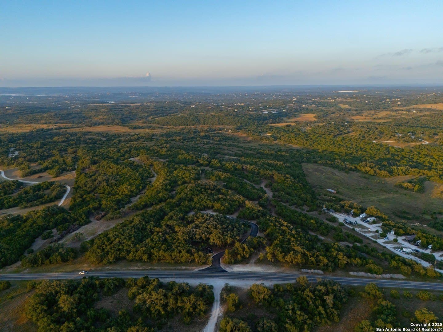 10.39 acres in Comal County - photo 2