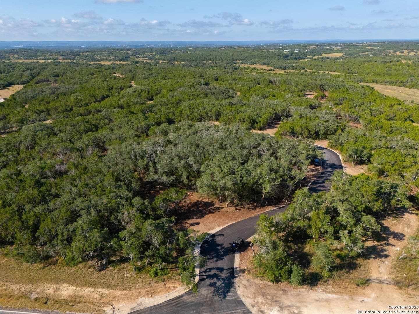 10.39 acres in Comal County - photo 3