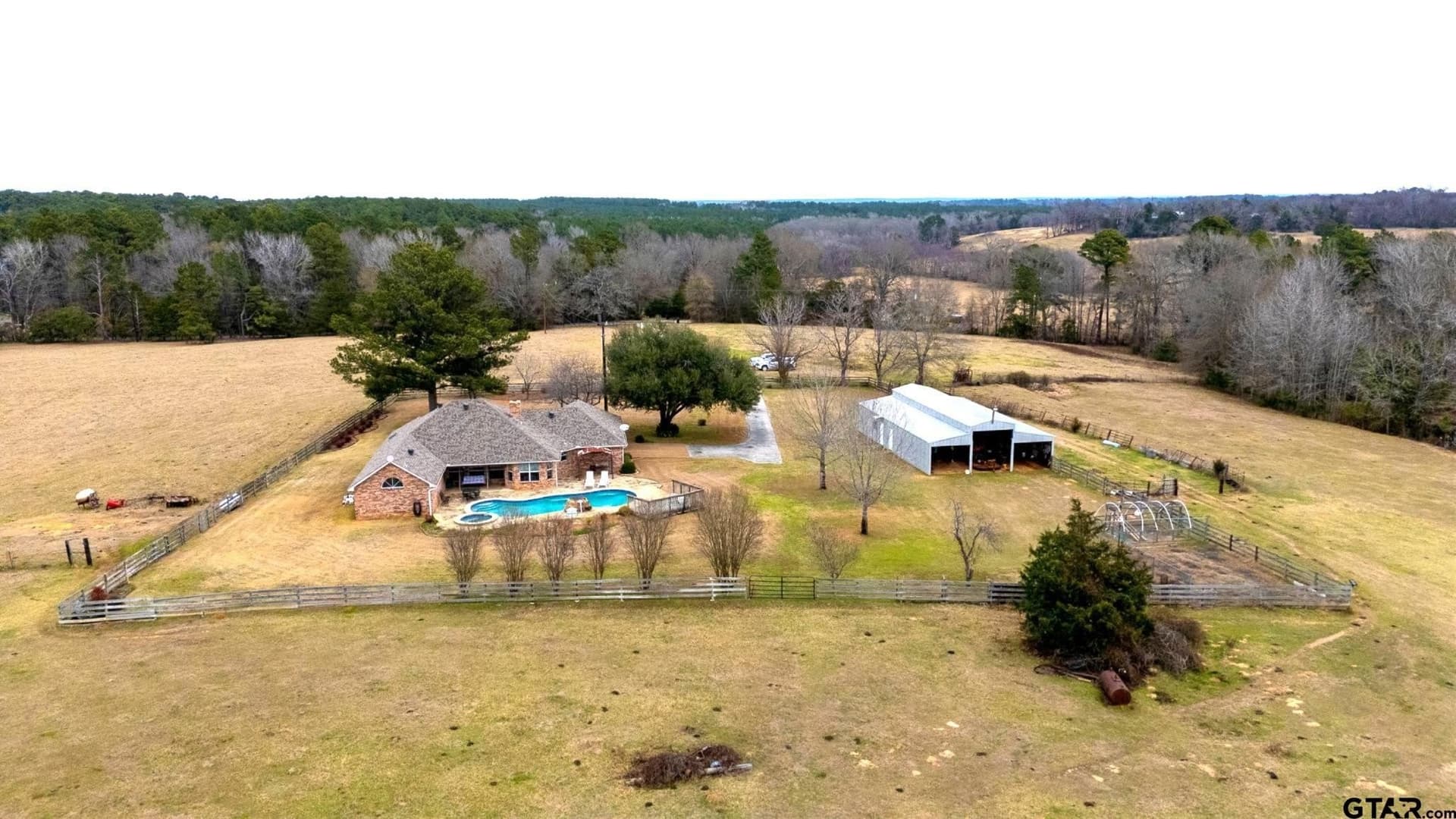 53.62 acres in Smith County - photo 3