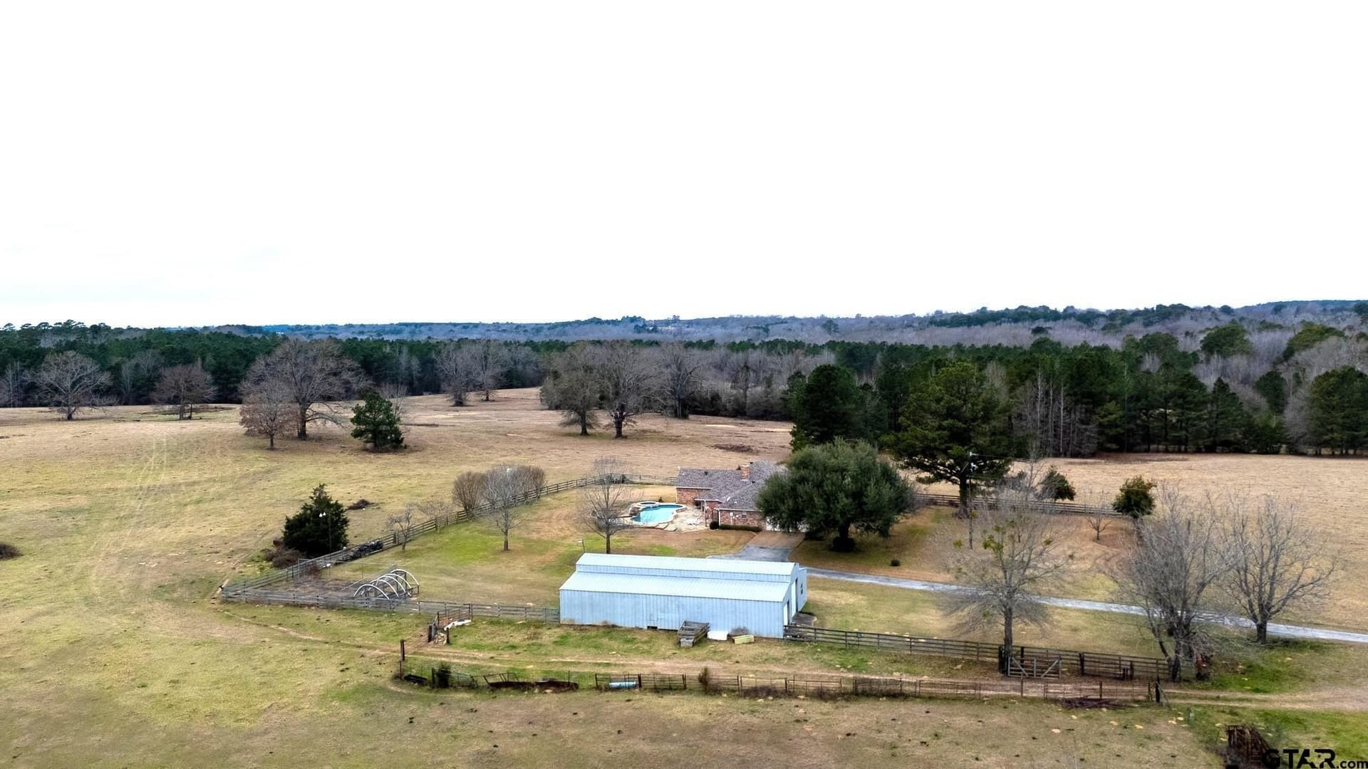 53.62 acres in Smith County - photo 4