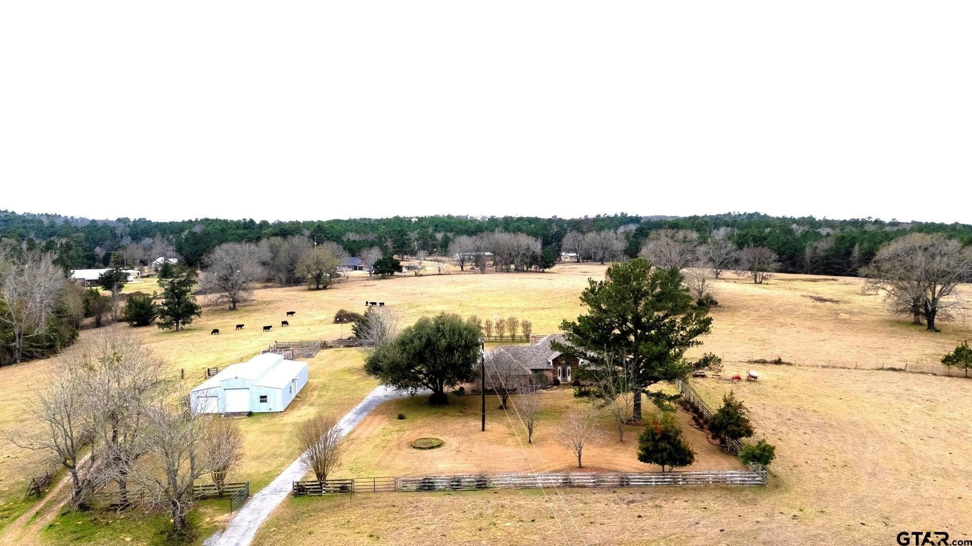 53.62 acres in Smith County - photo 2