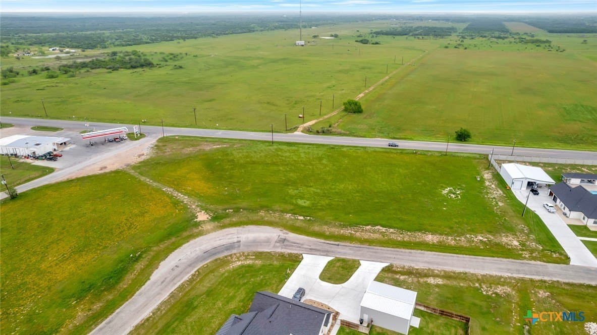 1.06 acres in Victoria County - photo 7