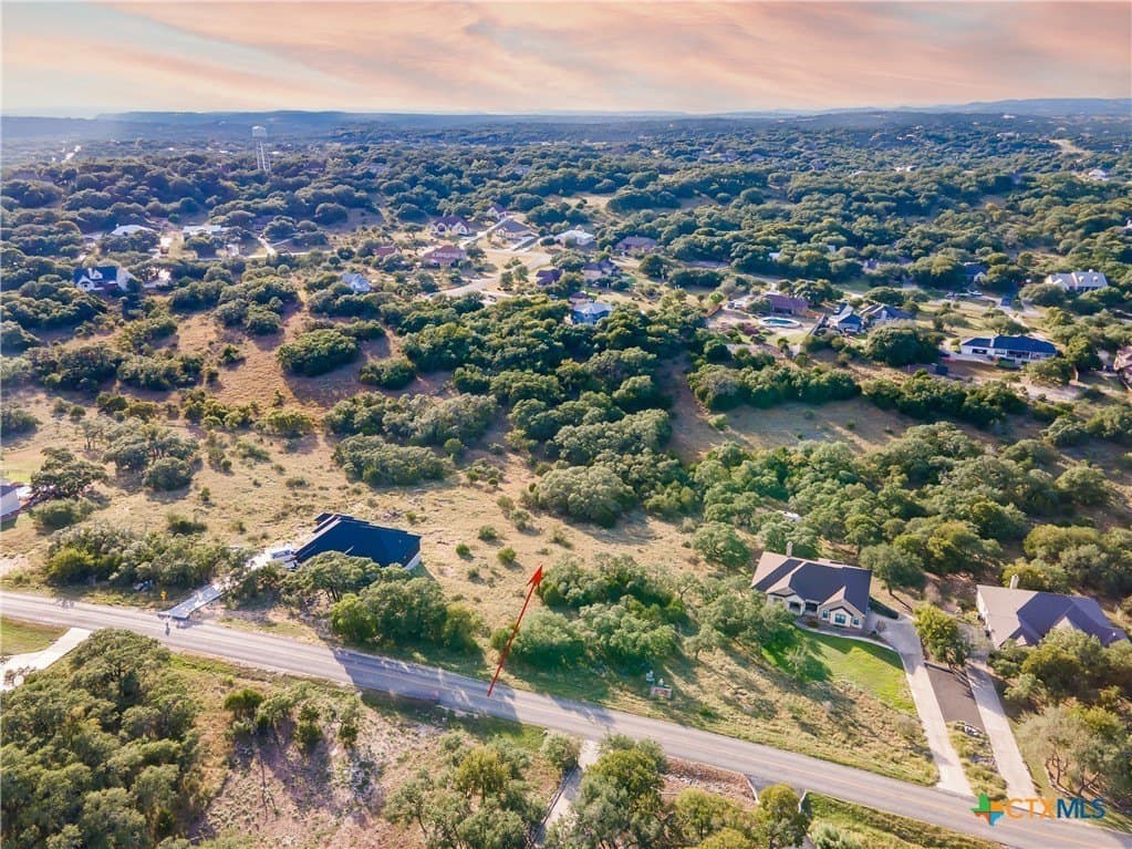 1.29 acres in Comal County - photo 3