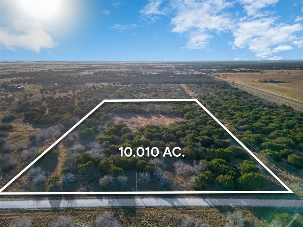 10.01 acres in Hill County - photo 2