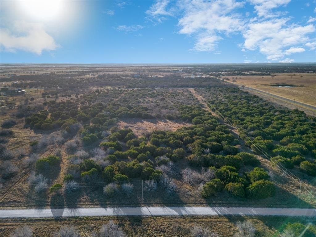 10.01 acres in Hill County - photo 3