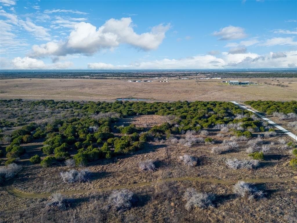 10.01 acres in Hill County - photo 4