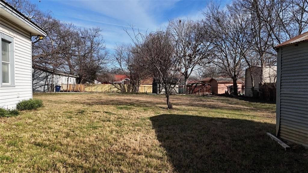 0.33 acres in Johnson County - photo 19